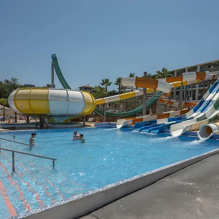 Hotell Caretta Paradise Hotel&waterpark 4*