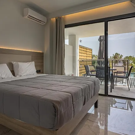 Hotell Caretta Paradise Hotel&waterpark