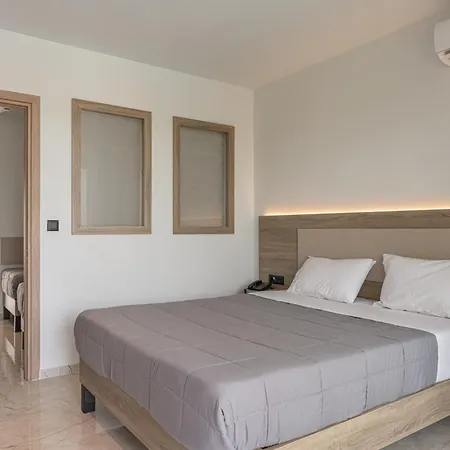 Hotel Caretta Paradise & Waterpark 4*