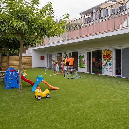 Caretta Paradise & Waterpark 4*