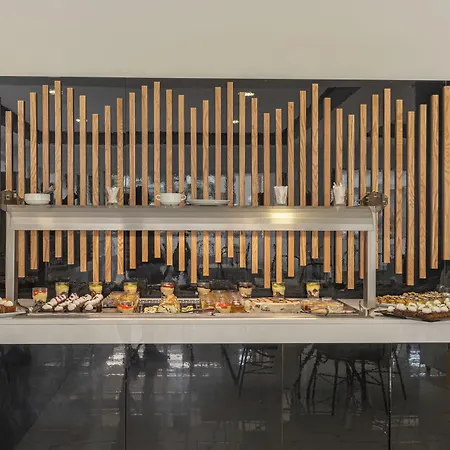 Caretta Paradise & Waterpark מלון