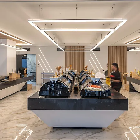 Caretta Paradise & Waterpark מלון 4*