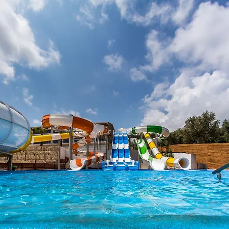 מלון Caretta Paradise & Waterpark 4*