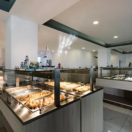 Caretta Paradise & Waterpark 4* טרגקי