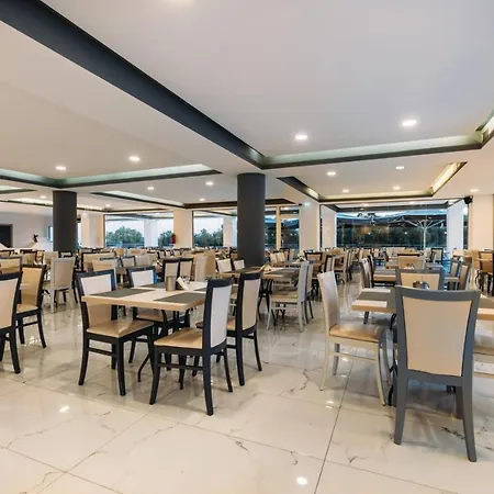 Caretta Paradise & Waterpark Отель 4*