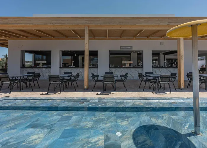 Caretta Paradise Resort&waterpark Hotell Tragaki