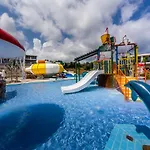 Отель Caretta Paradise & Waterpark 4*