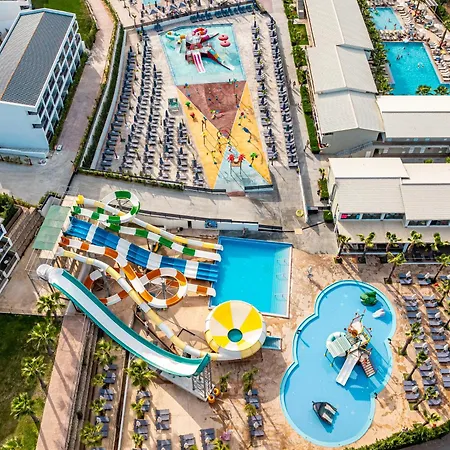 Caretta Paradise & Waterpark Hotel Tragaki